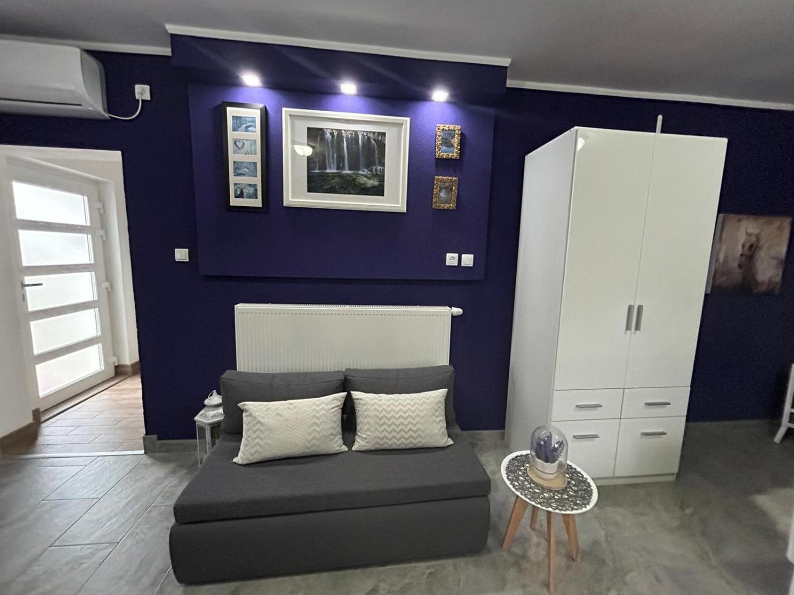 Studio Apartman Marta Korenica Exterior photo
